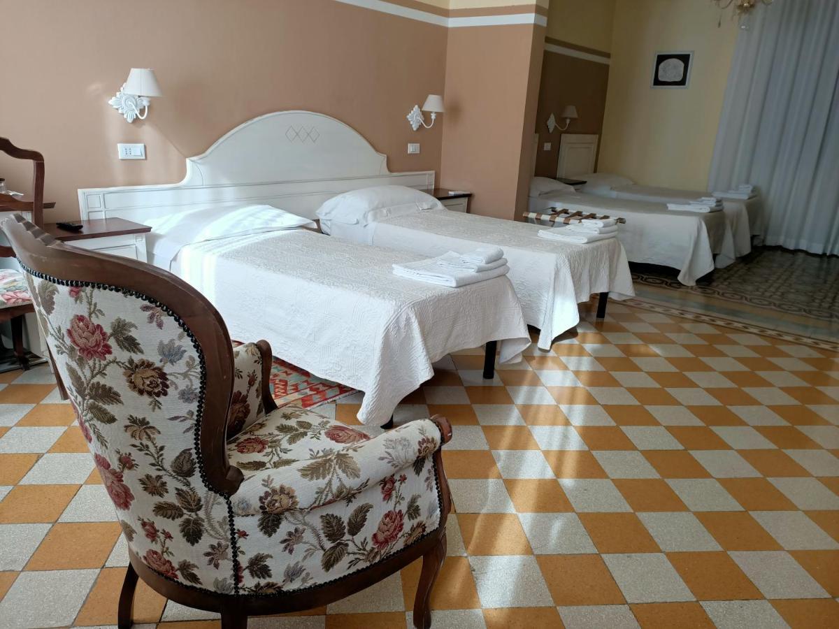 Guest House Domo Florenzia Eksteriør billede