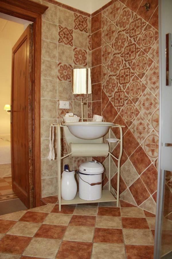 Guest House Domo Florenzia Eksteriør billede