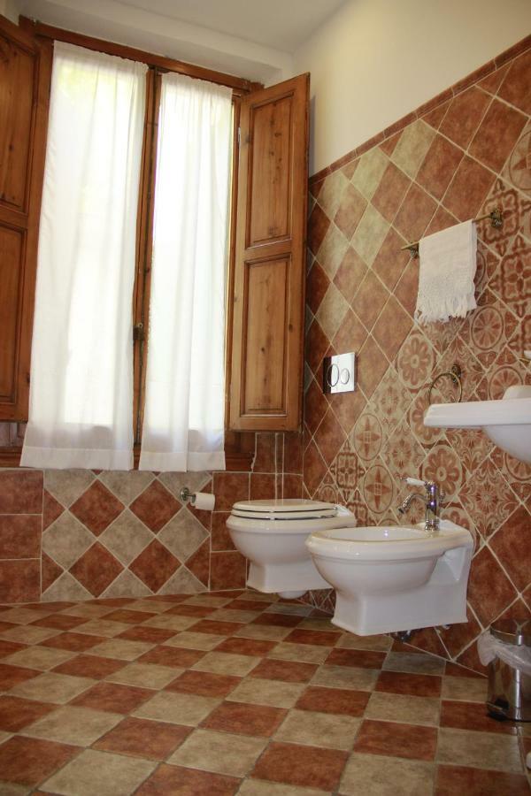 Guest House Domo Florenzia Eksteriør billede